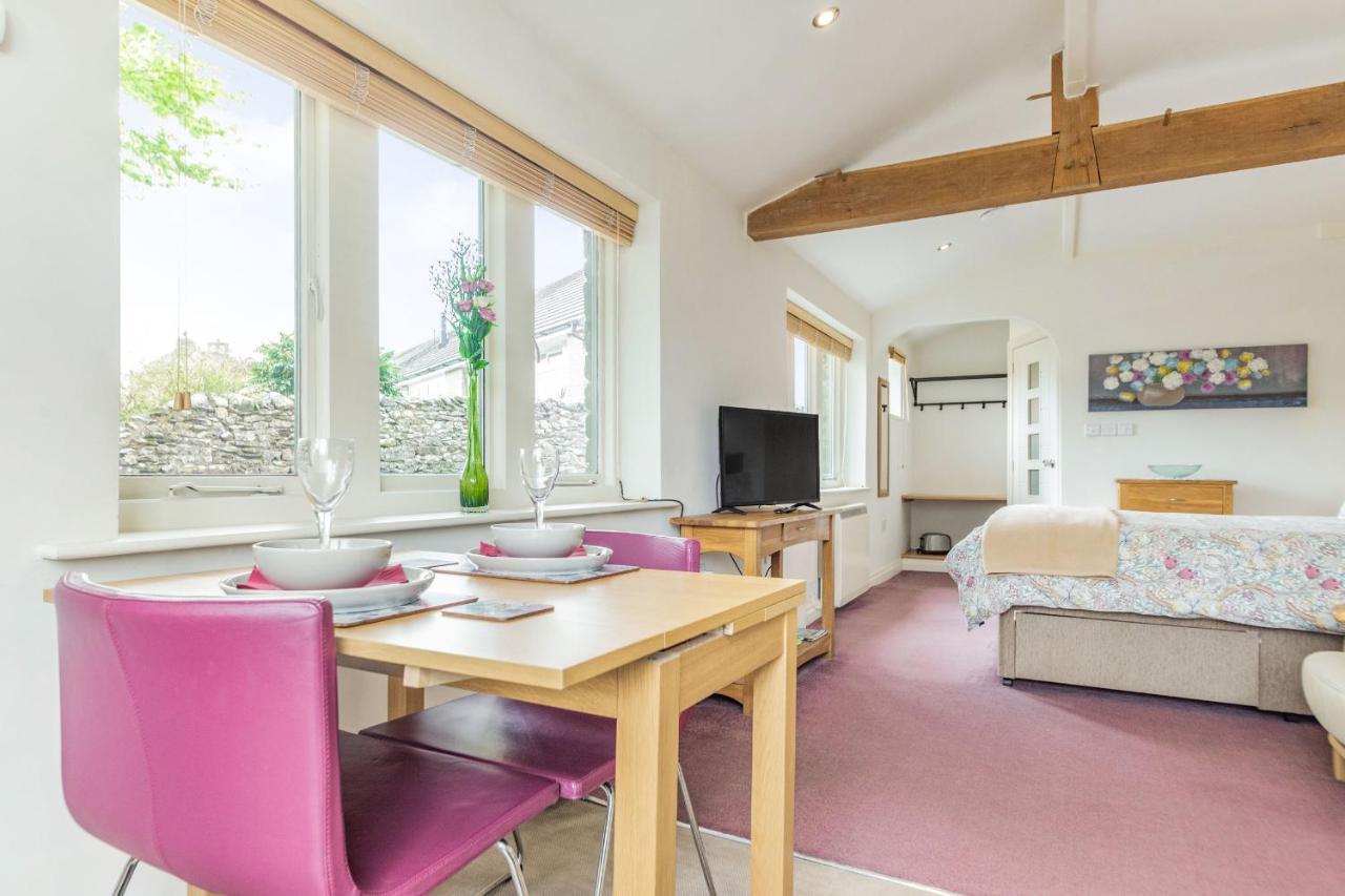 The Friendly Room Austwick Экстерьер фото